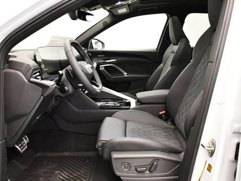 New 2025 Audi SQ5 Premium Plus image 35