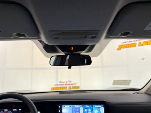 New 2026 Nissan Kicks SV image 20