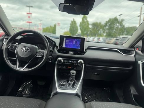 Used 2024 Toyota RAV4 XLE w/ Convenience Package AWD/4WD image 21