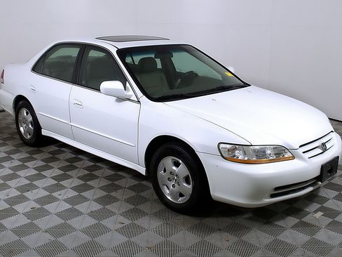 Used 2002 Honda Accord EX image 6