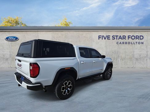 Used 2024 GMC Canyon AT4X image 9