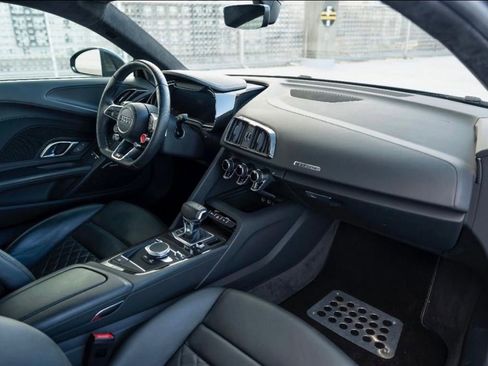 Used 2020 Audi R8 V10 performance image 21