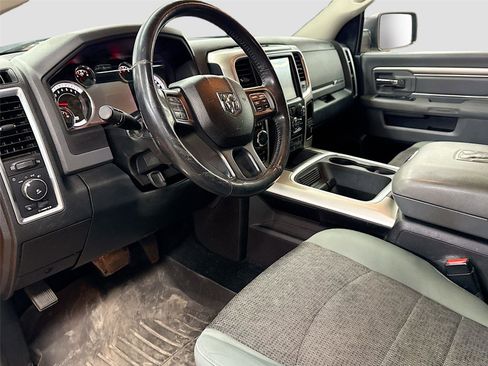 Used 2016 RAM 1500 Big Horn image 4