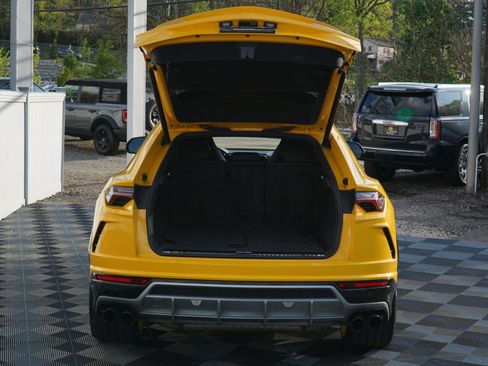 Used 2020 Lamborghini Urus AWD/4WD image 55