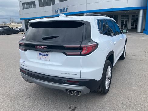 New 2026 GMC Acadia Elevation w/ Elevation Premium Package image 7