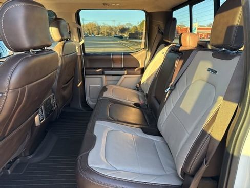 Used 2020 Ford F150 Limited w/ Trailer Tow Package image 9