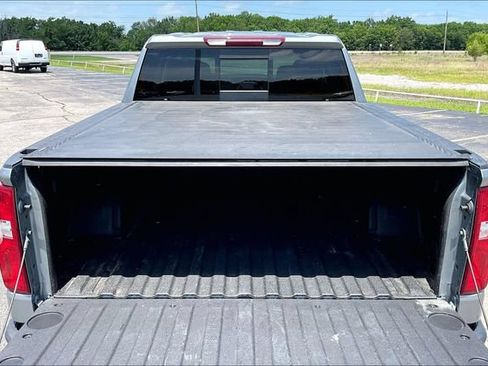 Used 2025 Chevrolet Silverado 1500 LTZ AWD/4WD image 7