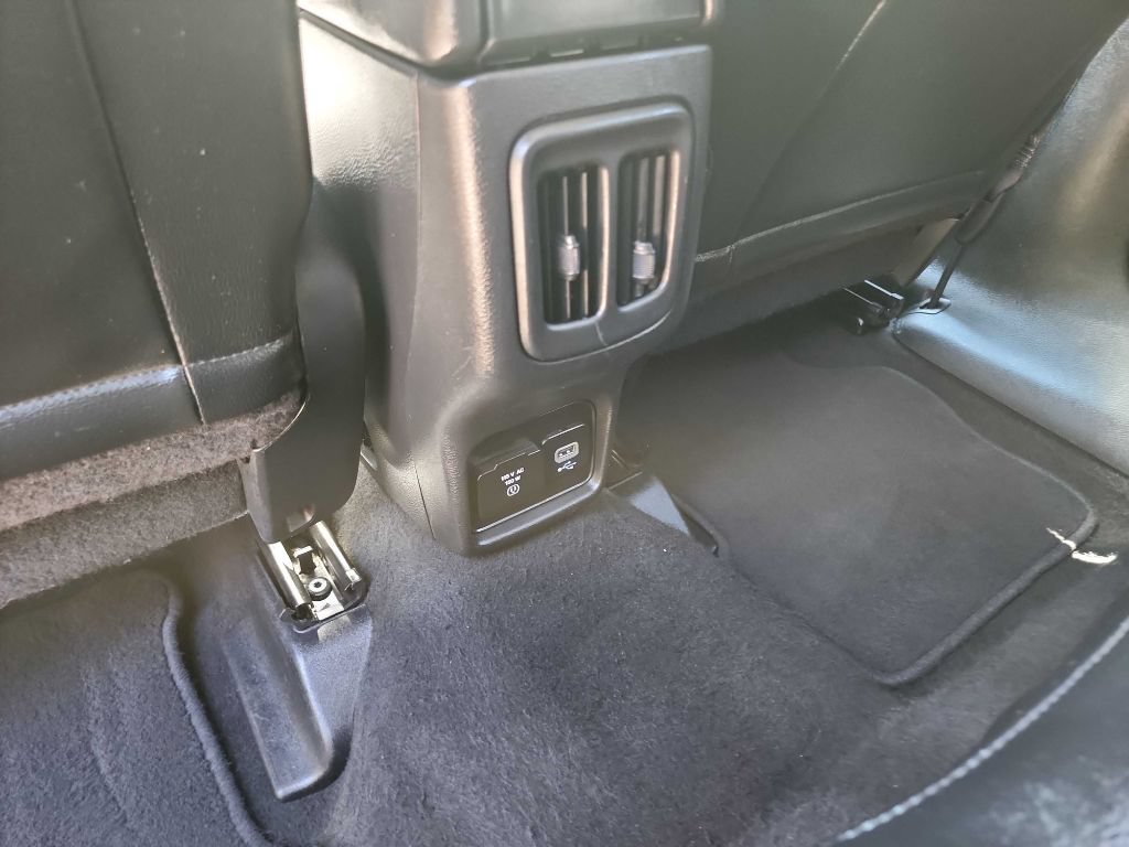 Used 2020 Jeep Compass Limited AWD/4WD image 31