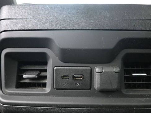 Used 2022 Chevrolet Silverado 1500 RST image 24