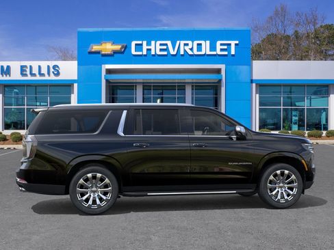 New 2026 Chevrolet Suburban Premier w/ Sun And Tow Package image 48