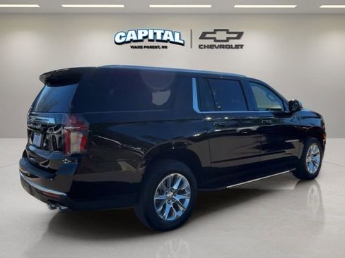 Used 2024 Chevrolet Suburban Premier image 5