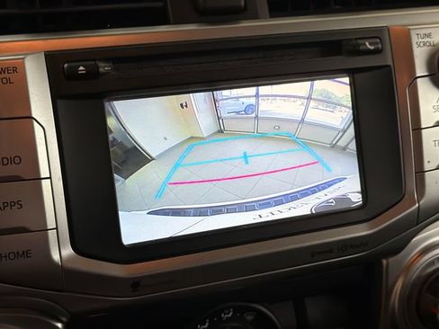 Used 2018 Toyota 4Runner SR5 Premium AWD/4WD image 23