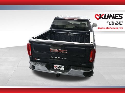 Used 2024 GMC Sierra 1500 SLT AWD/4WD image 19