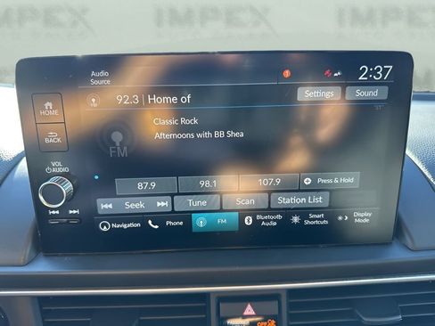 Used 2025 Honda Pilot Touring image 21