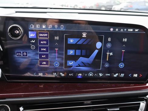 New 2026 Chevrolet Traverse RS image 13