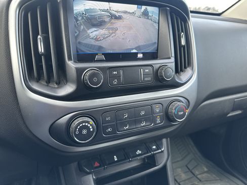 Used 2021 Chevrolet Colorado LT w/ Redline Special Edition image 27