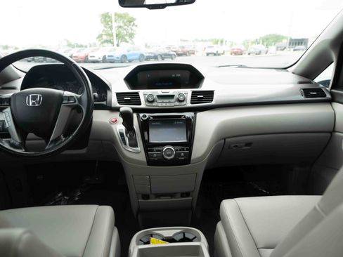 Used 2016 Honda Odyssey EX-L image 20