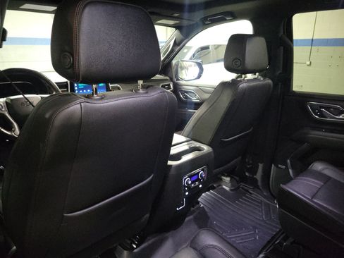 Used 2023 Chevrolet Tahoe RST w/ Luxury Package AWD/4WD image 11