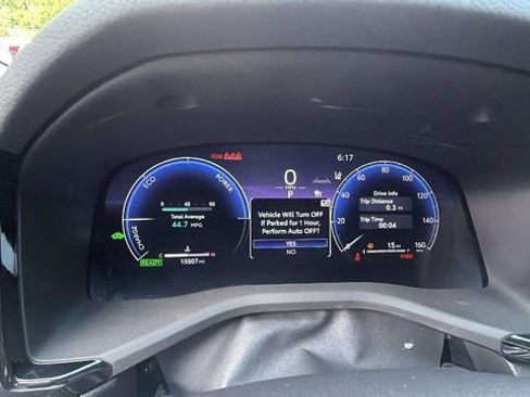 Used 2025 Toyota Camry XLE FWD image 26