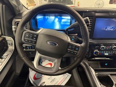 New 2025 Ford F350 Lariat w/ Lariat Ultimate Package image 17