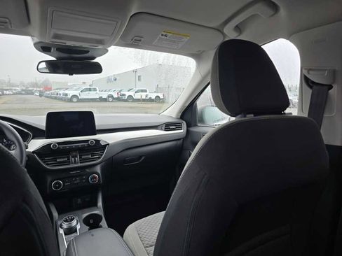 Used 2022 Ford Escape SE image 14