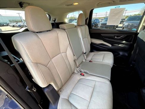 Used 2023 Subaru Ascent Premium w/ Convenience Package image 15