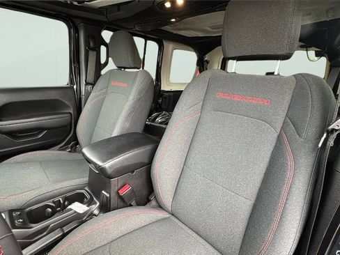 Used 2024 Jeep Wrangler Unlimited Rubicon w/ Dual Top Group AWD/4WD image 13