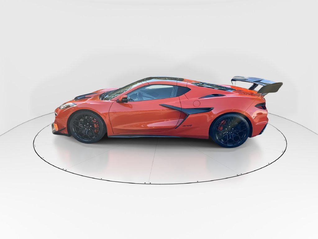 Used 2026 Chevrolet Corvette ZR1 w/ ZR1 Carbon Fiber Aero Package RWD image 5