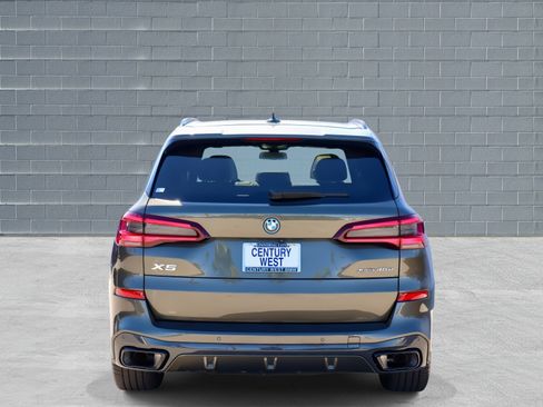 Certified 2023 BMW X5 xDrive45e w/ Executive Package image 4