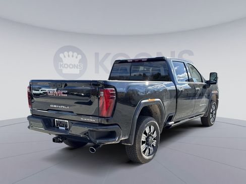 New 2026 GMC Sierra 2500 Denali w/ Denali Reserve Package image 7