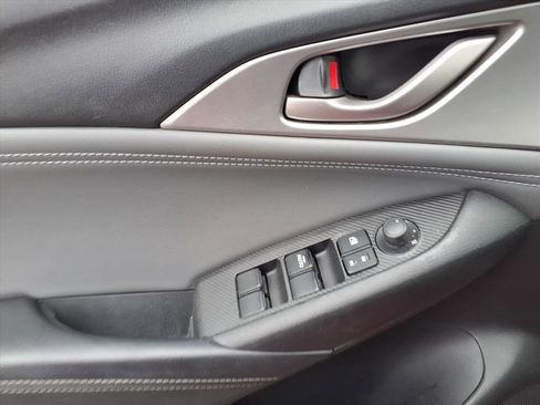 Used 2019 MAZDA CX-3 Touring image 18