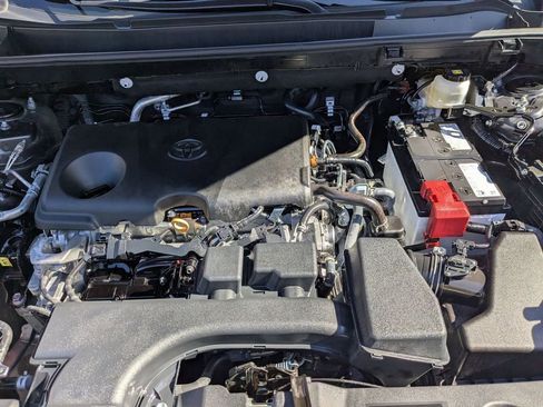 Used 2025 Toyota RAV4 LE image 33