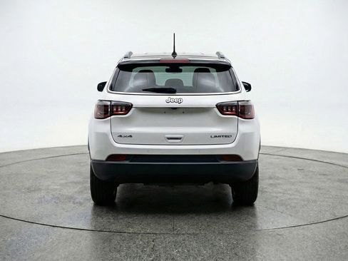 Used 2025 Jeep Compass Limited AWD/4WD image 6