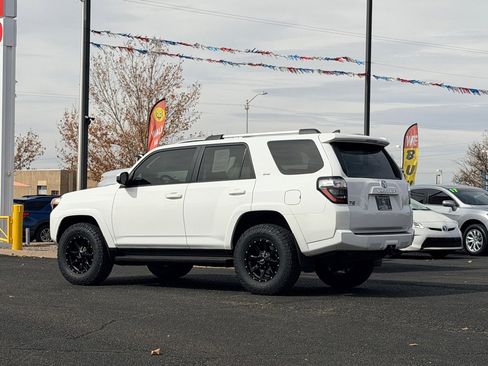 Used 2024 Toyota 4Runner SR5 image 32