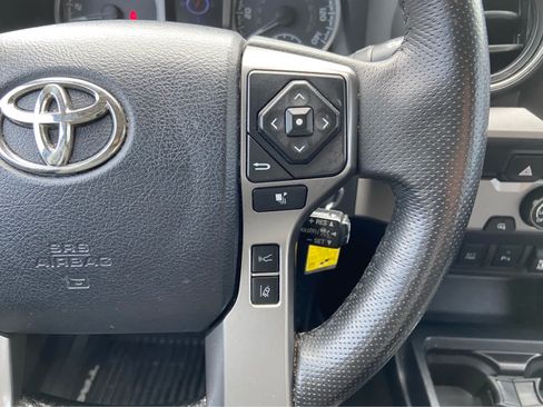 Used 2019 Toyota Tacoma SR5 RWD image 25