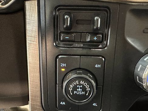 Used 2021 Ford F150 King Ranch w/ Equipment Group 601A High AWD/4WD image 36