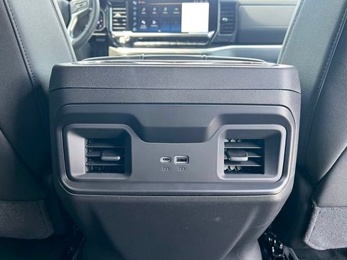 New 2026 Chevrolet Silverado 1500 LT Trail Boss w/ LT Trail Boss Premium Package AWD/4WD image 17
