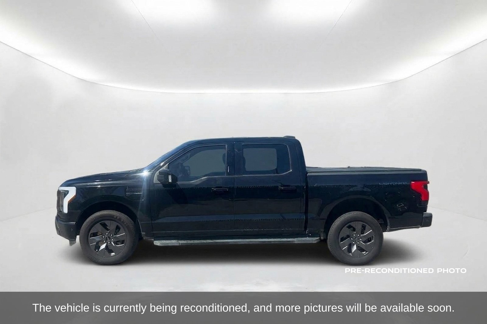 Used 2023 Ford F150 Lightning Lariat w/ Equipment Group 511A High AWD/4WD image 9
