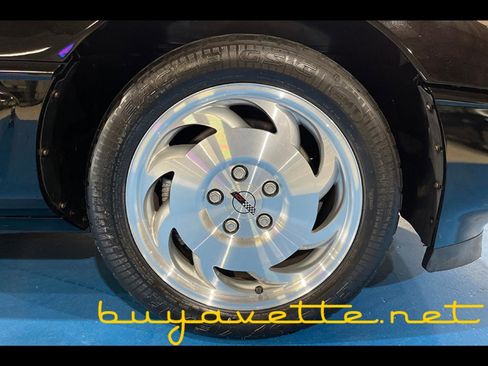 Used 1996 Chevrolet Corvette Convertible RWD image 13