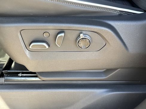 New 2026 GMC Sierra 1500 AT4X w/ LPO, Black Badging Package AWD/4WD image 17