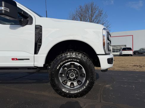 Certified 2024 Ford F350 Lariat w/ Lariat Ultimate Package image 44