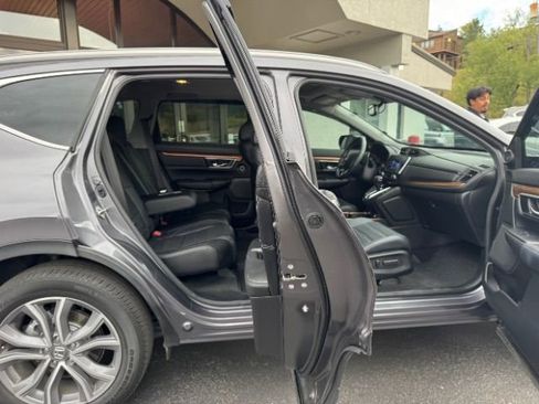 Used 2020 Honda CR-V Touring image 9