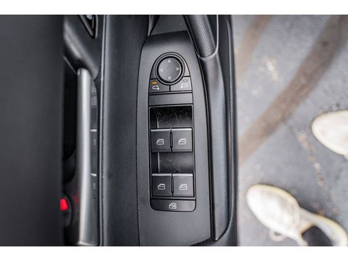 Used 2025 MAZDA CX-50 AWD 2.5 S w/ Preferred Package image 7