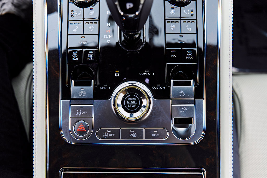 Used 2022 Bentley Continental GT AWD/4WD image 53