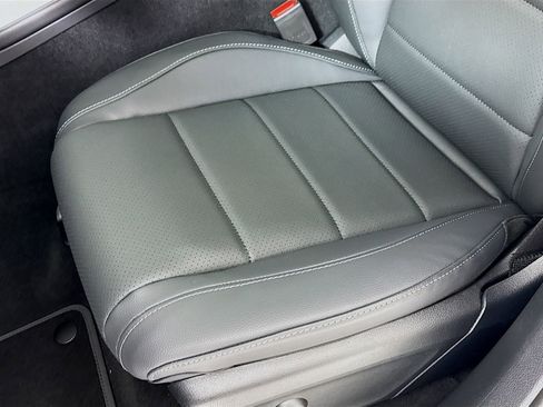 New 2026 Mercedes-Benz GLS 450 4MATIC image 21