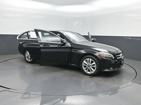 Used 2019 Mercedes-Benz C 300 4MATIC Sedan image 43
