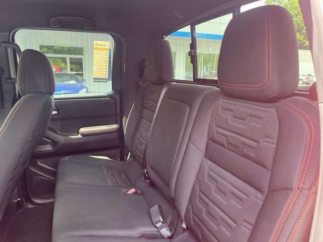 Used 2025 Nissan Frontier PRO-4X w/ Interior Protection Package AWD/4WD image 15