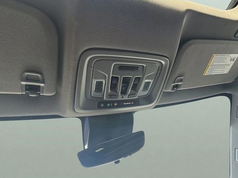 Used 2024 GMC Sierra 3500 Denali w/ Denali Reserve Package image 10