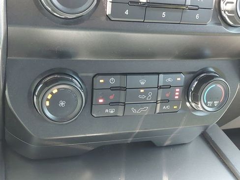 Used 2019 Ford F150 XLT w/ Equipment Group 302A Luxury AWD/4WD image 24