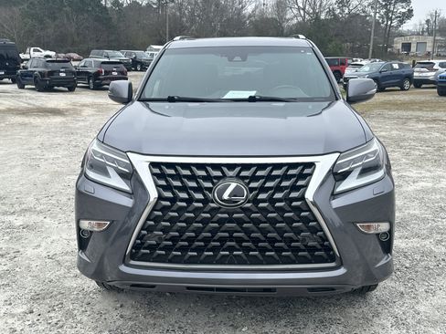 Used 2021 Lexus GX 460 Premium w/ Premium Package image 2